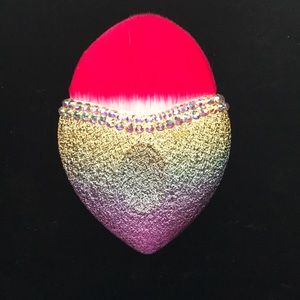 Beautiful Heart Bling Brush